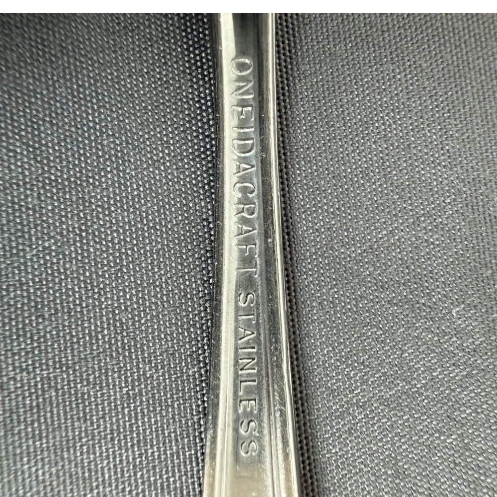 Oneida Craft Stainless Tea Spoon Silverware Dining Utensil‎